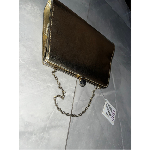 Vintage Gold Metallic Clutch with Chain - Picture 7 of 9